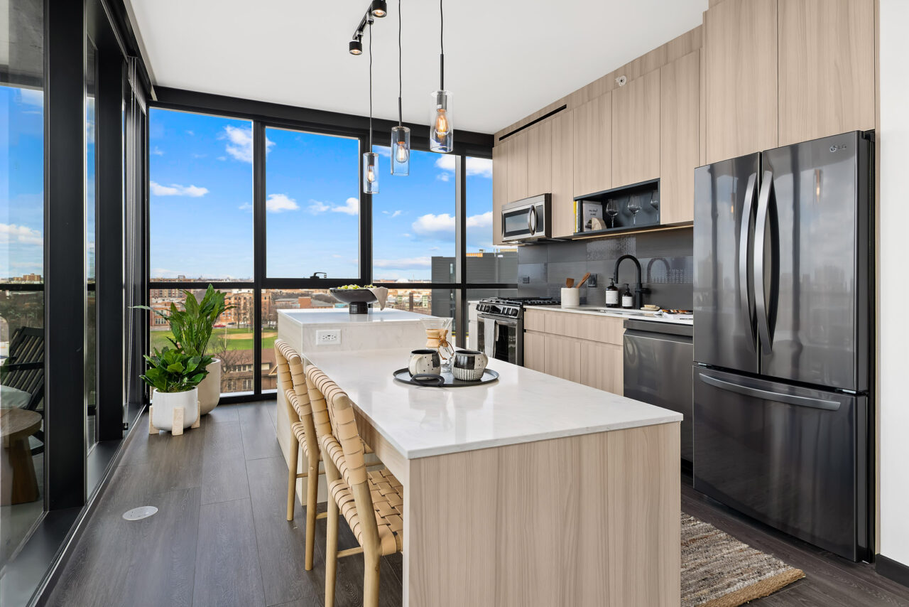 Parq Fulton Apartments For Rent in Chicago's Fulton Market